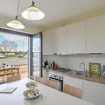 3 Bedroom Cozy In *