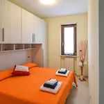 3 Bedroom Cozy In *