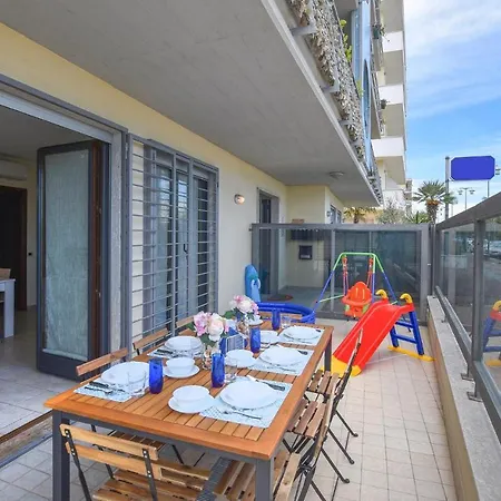 아파트 3 Bedroom Cozy In *