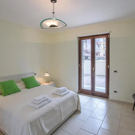 3 Bedroom Cozy In